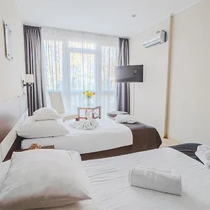 **** Szálloda Wellness With Sauna Park Magyarország